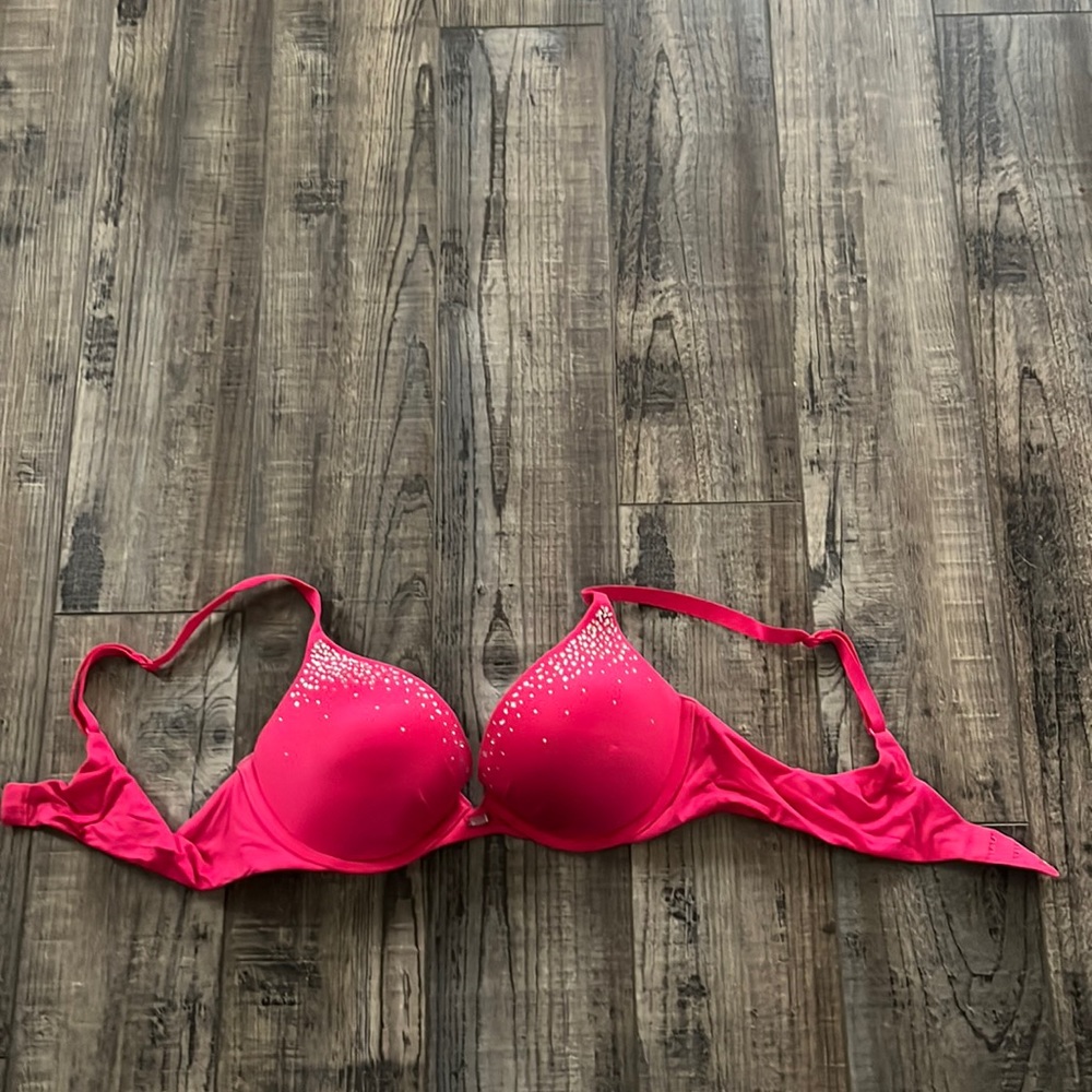 Victoria’s Secret bra